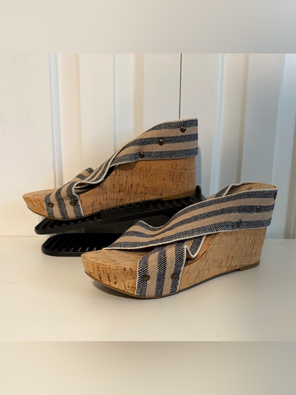 LUCKY BRAND Striped Cork Wedge Slide Sandals - Navy/Tan